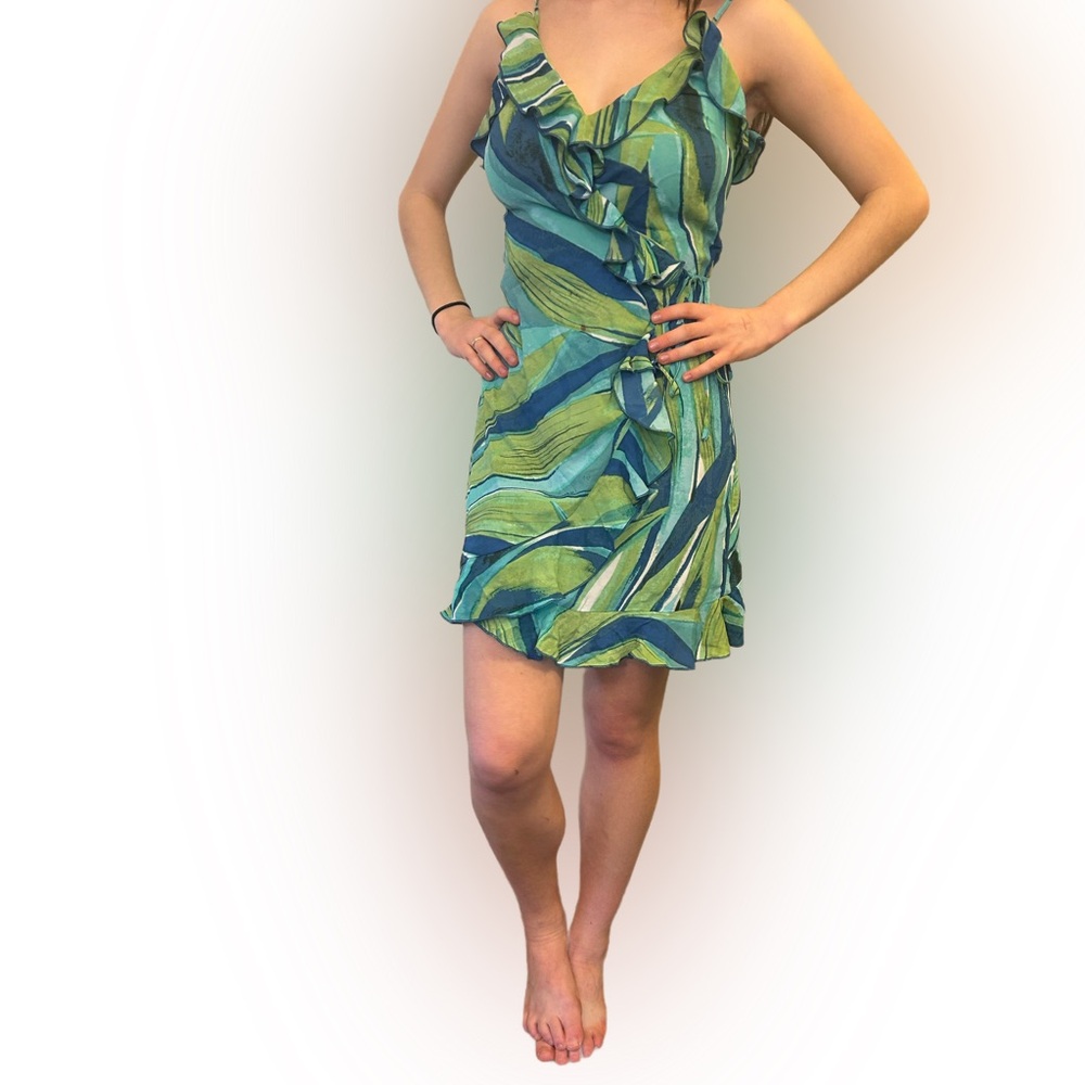 H&M NWT Wrap Dress with adjustable straps. Green and Blue. XS